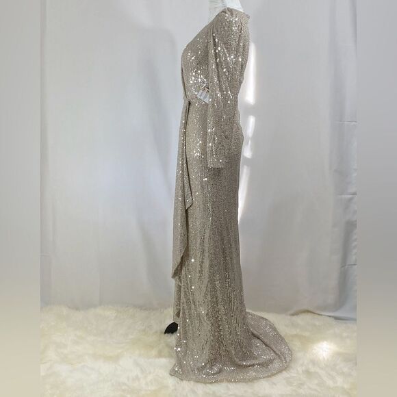 Mac Duggal Sequin Evening Gown size 4 - Picture 7 of 12